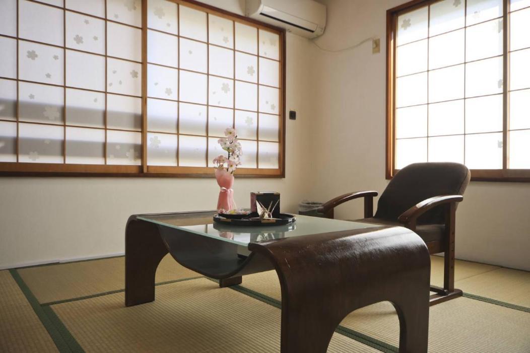 旅館さくら城 Casa de hóspedes *